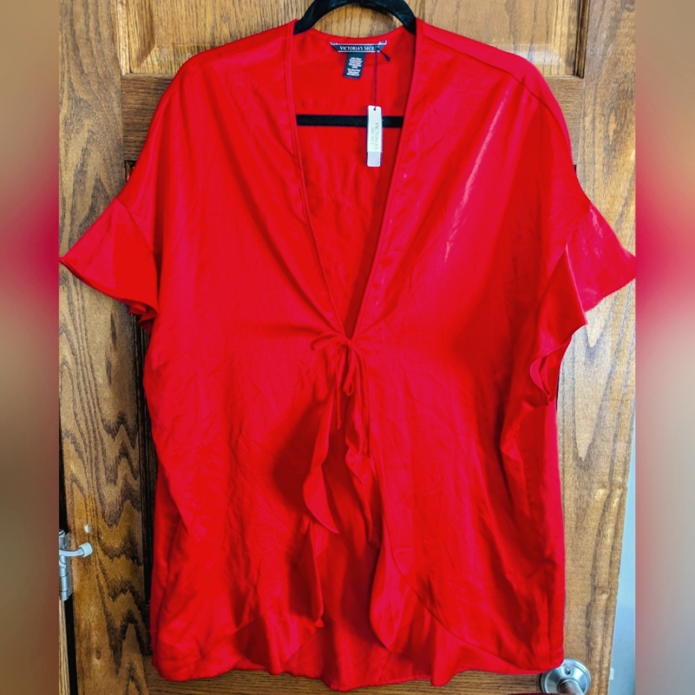 NWT Victoria's Secret Red Short Satin 'Love' Robe - One Size